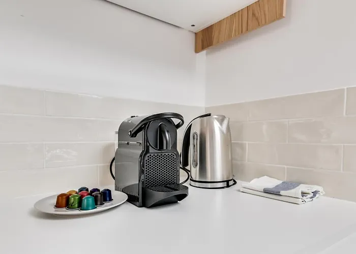 Sandra - De Luxe Cannes