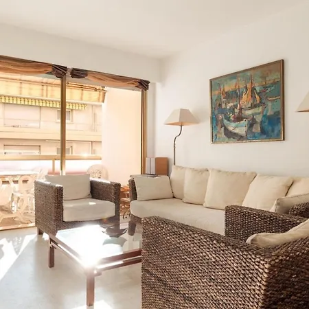 Sandra - De Luxe * Cannes